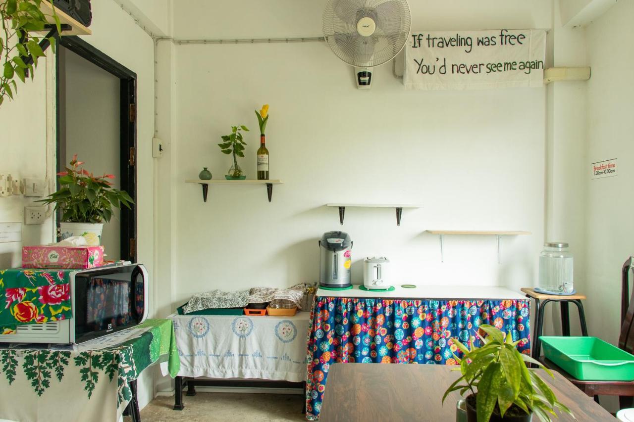 11:11 Hostel Ayutthaya Eksteriør bilde